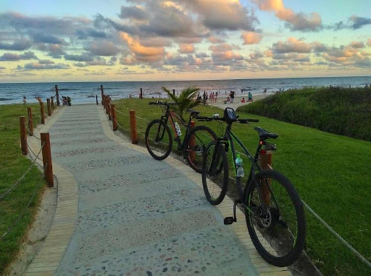 Apto Cond Ilhas Do Caribe - Pr - Beira Mar Матиньюс Экстерьер фото